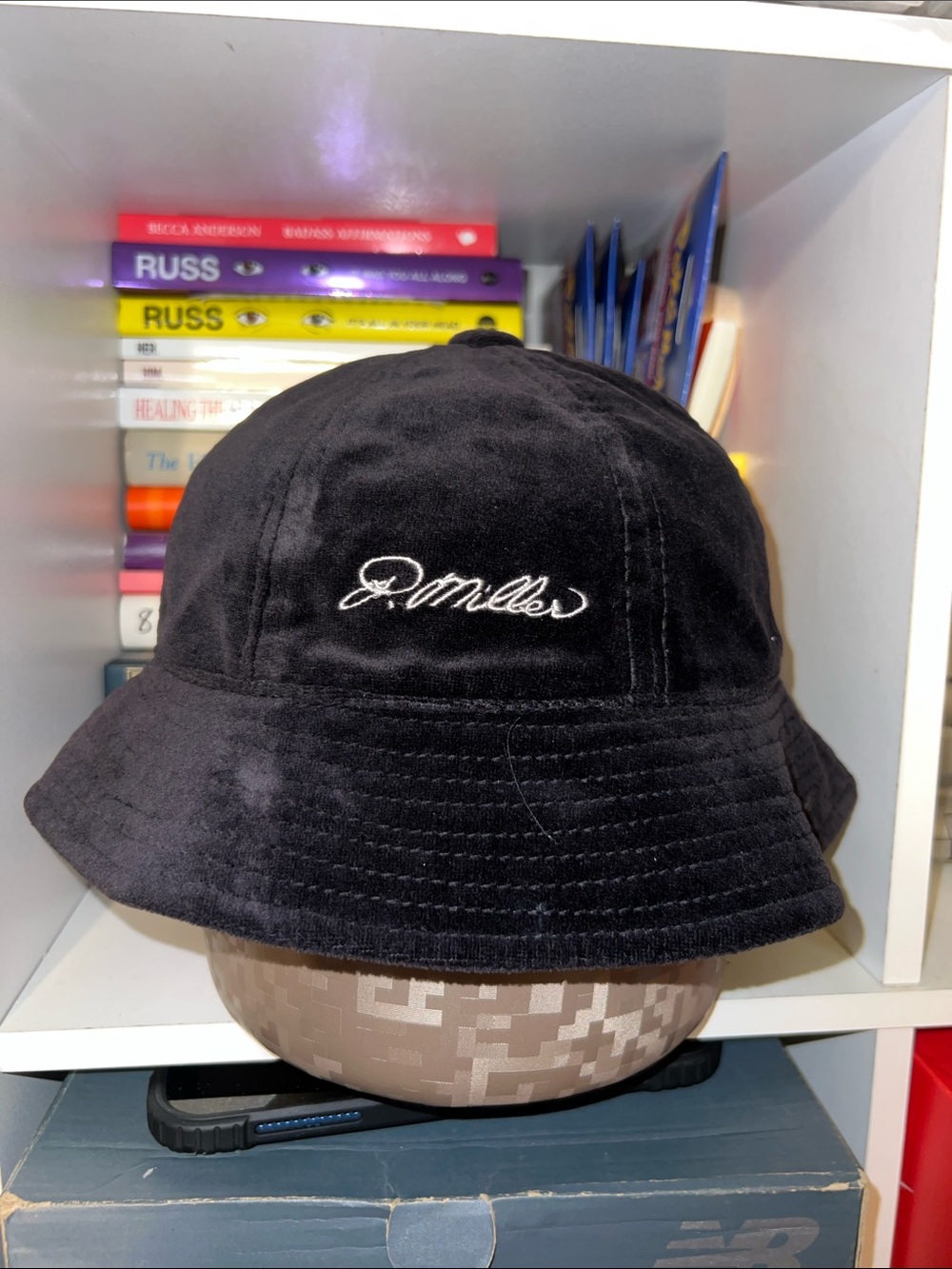 2000’s P Miller Black Velvet Bucket Hat - Picture 1 of 4